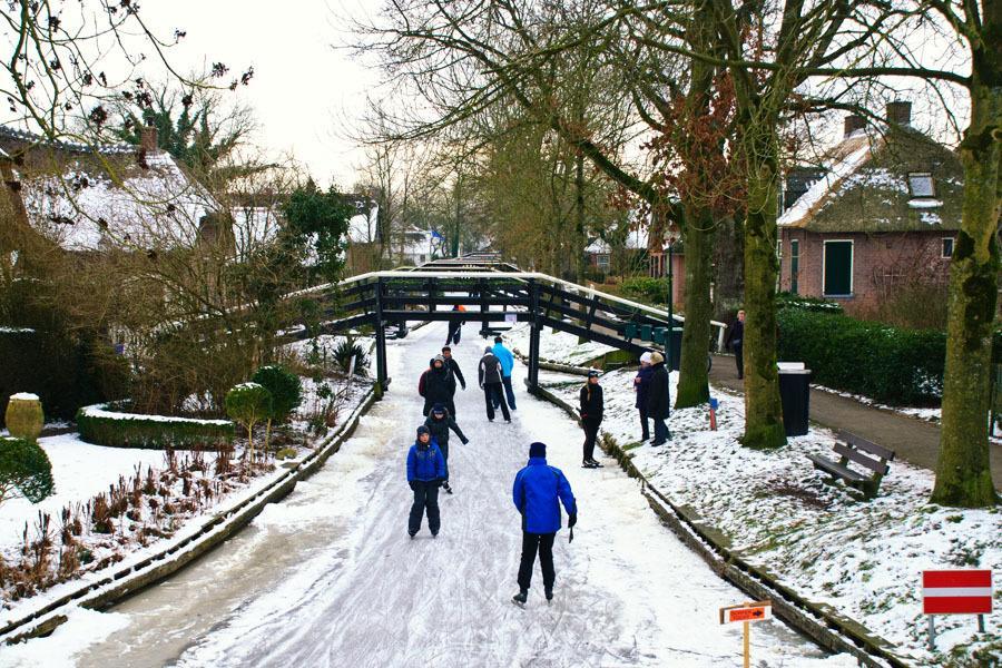 Bed & Bike De Hofstee Bed & Breakfast Giethoorn Exterior foto